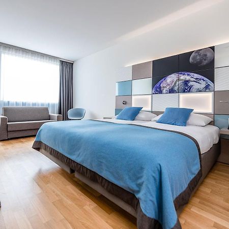 Discovery Hotel 3* Superior Криссье Экстерьер фото