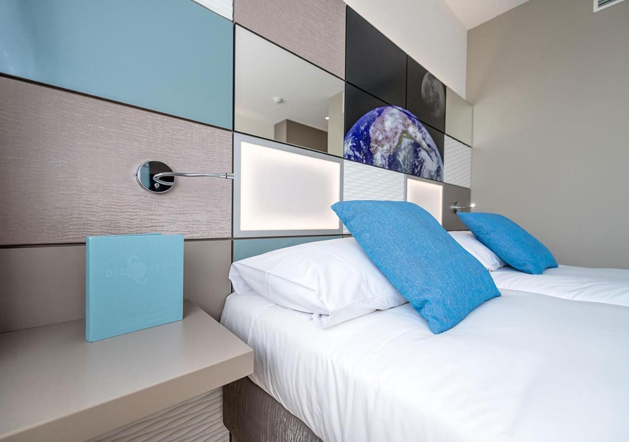 Discovery Hotel 3* Superior Криссье Экстерьер фото