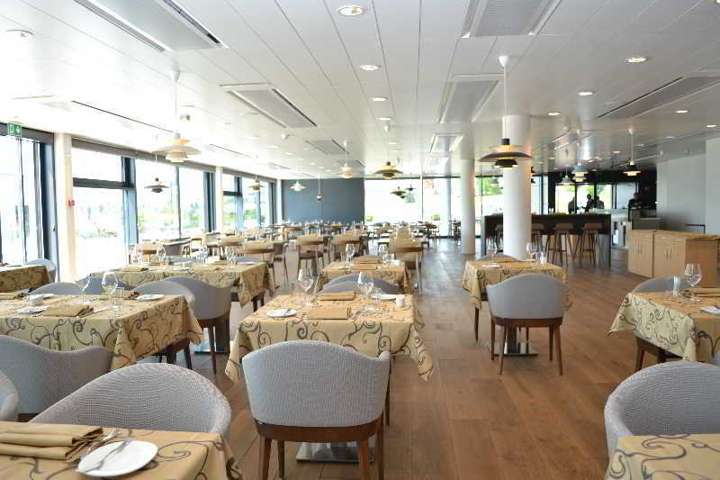 Discovery Hotel 3* Superior Криссье Экстерьер фото