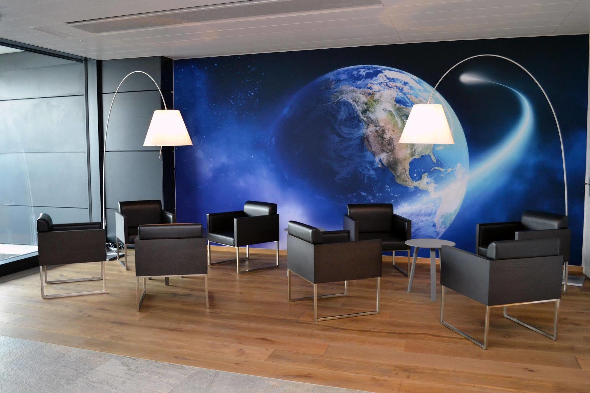 Discovery Hotel 3* Superior Криссье Экстерьер фото