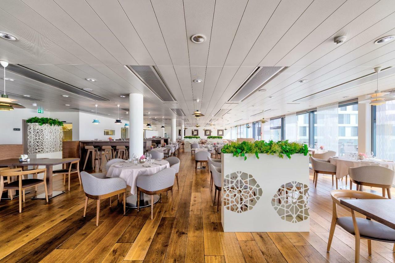 Discovery Hotel 3* Superior Криссье Экстерьер фото