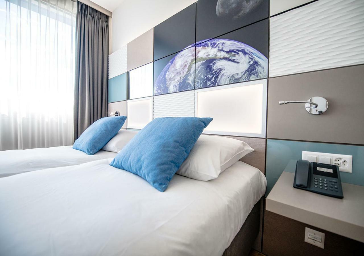 Discovery Hotel 3* Superior Криссье Экстерьер фото
