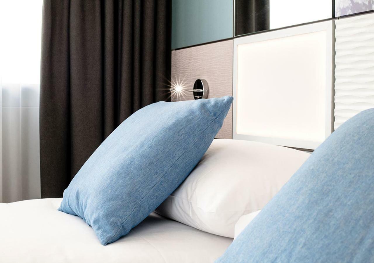 Discovery Hotel 3* Superior Криссье Экстерьер фото